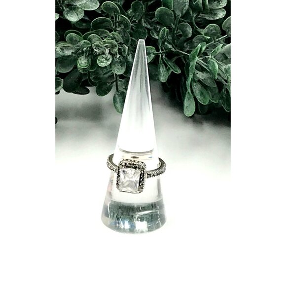 Vintage style Sterling silver ring  Princess Cut Ring With Clear Stone size 8.5 - Picture 5 of 6